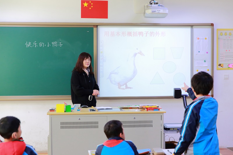 张效鲁.JPG
